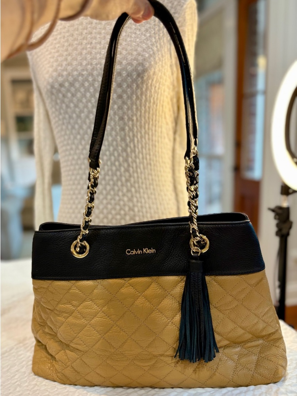 Calvin Klein Classic Quilted Pebbled Leather Shoulder Bag w Tassel Like New